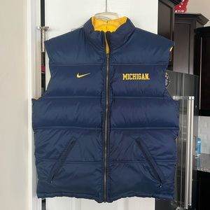 Men’s Nike University of Michigan reversible vest.